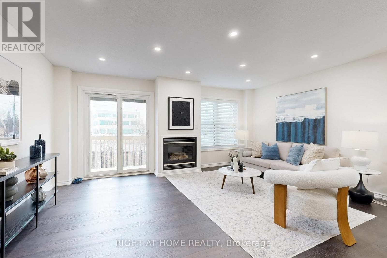 18 BRANDY LANE WAY photo 2