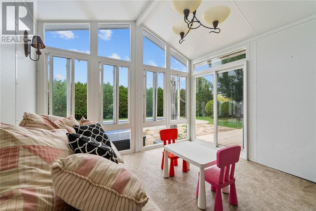 3 bed 3 bath single family at 389 Sutherland Street — $499,900