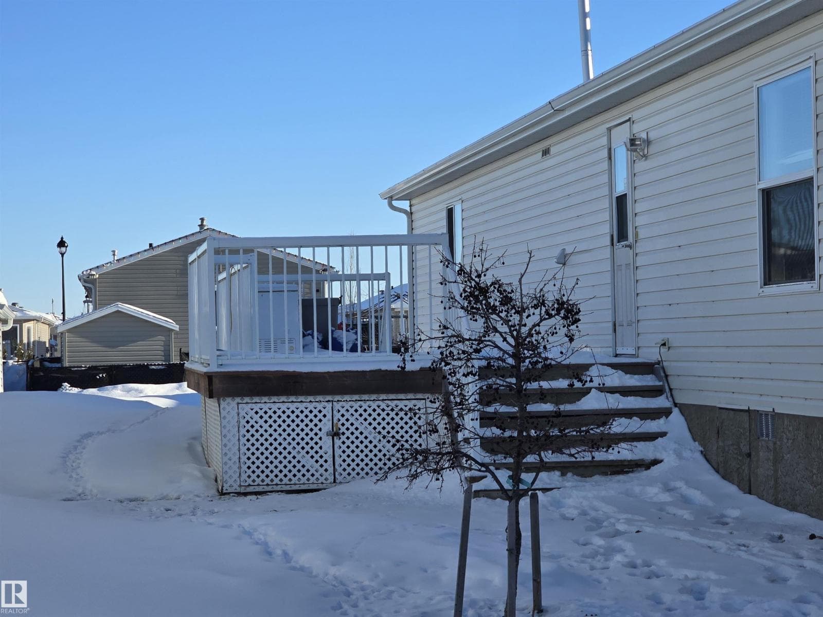 1133 Aspen DR W — photo 3
