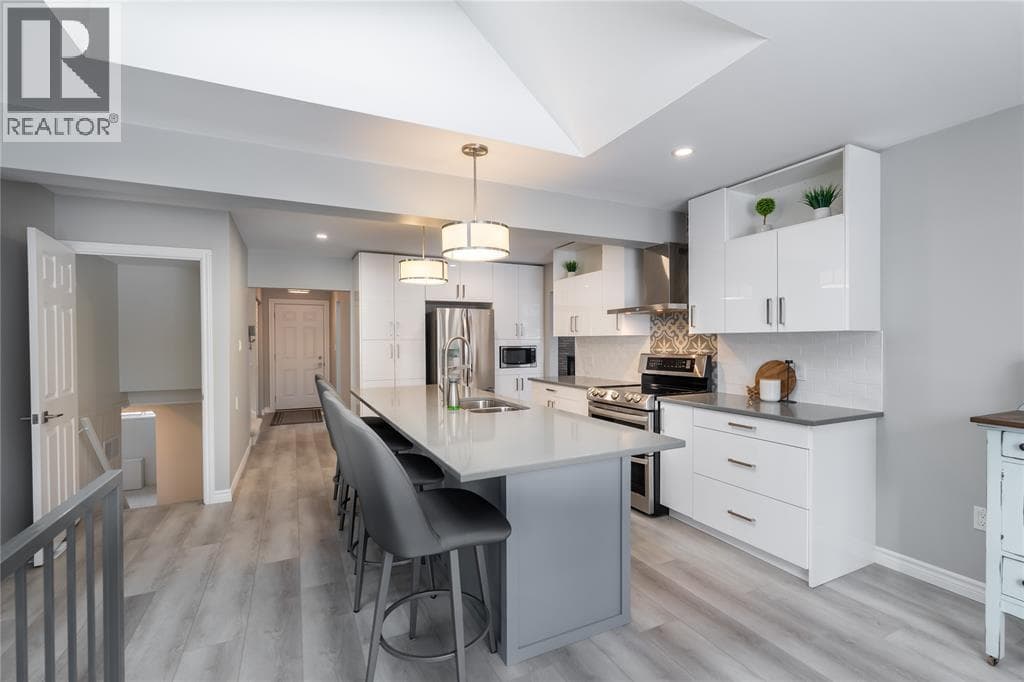 1134 O'RAE AVENUE photo 4