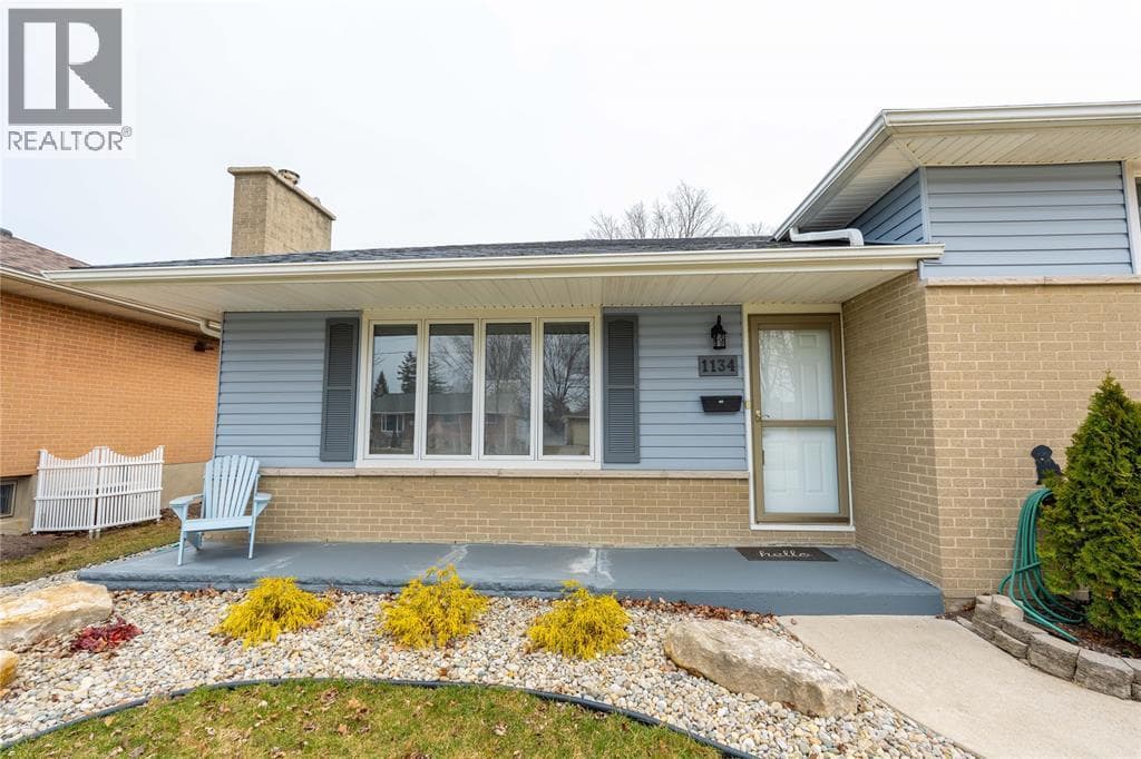 1134 O'RAE AVENUE photo 2