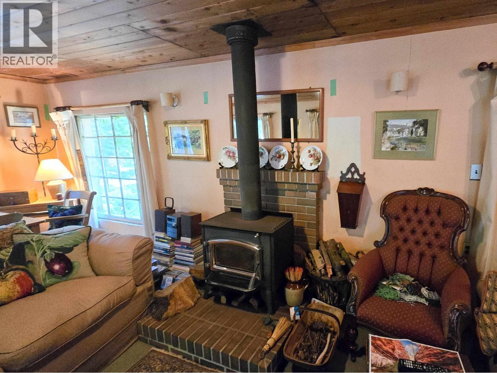 793 ANDY'S BAY ROAD photo 3
