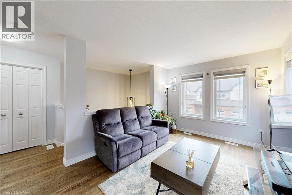 66 EASTVIEW Road Unit# 26 photo 3