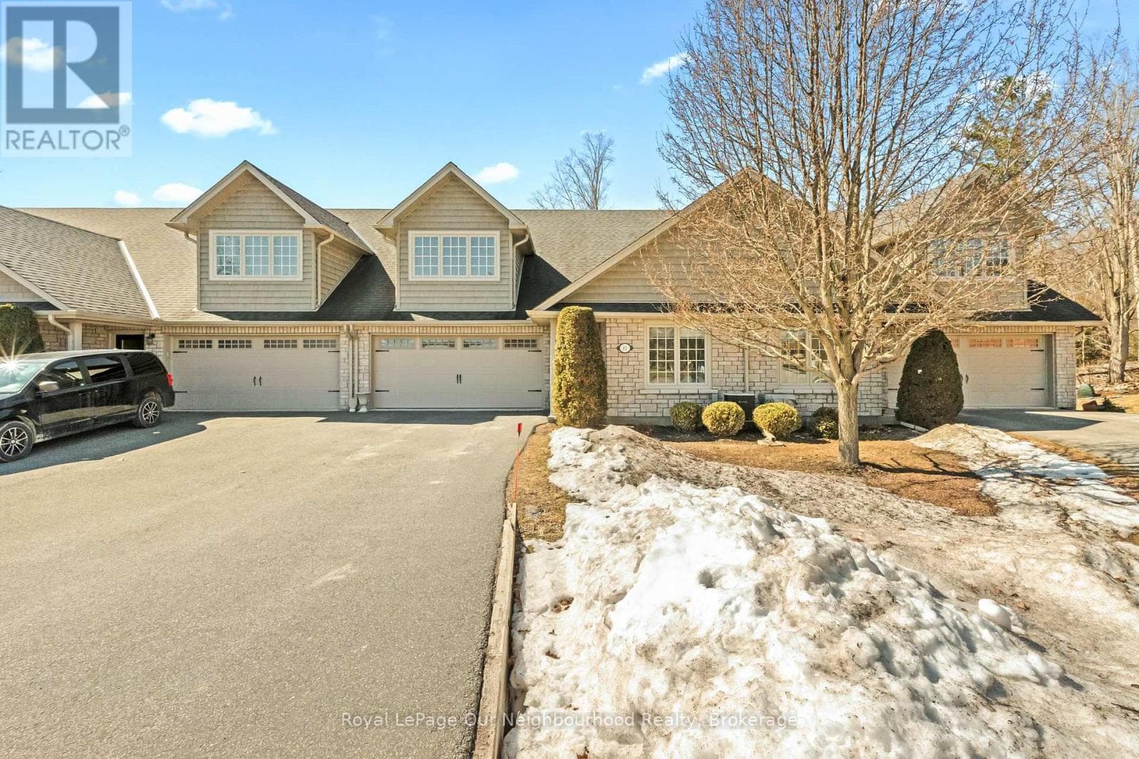 2 bed 3 bath single family at 61 ORCHARD WAY — $574,900