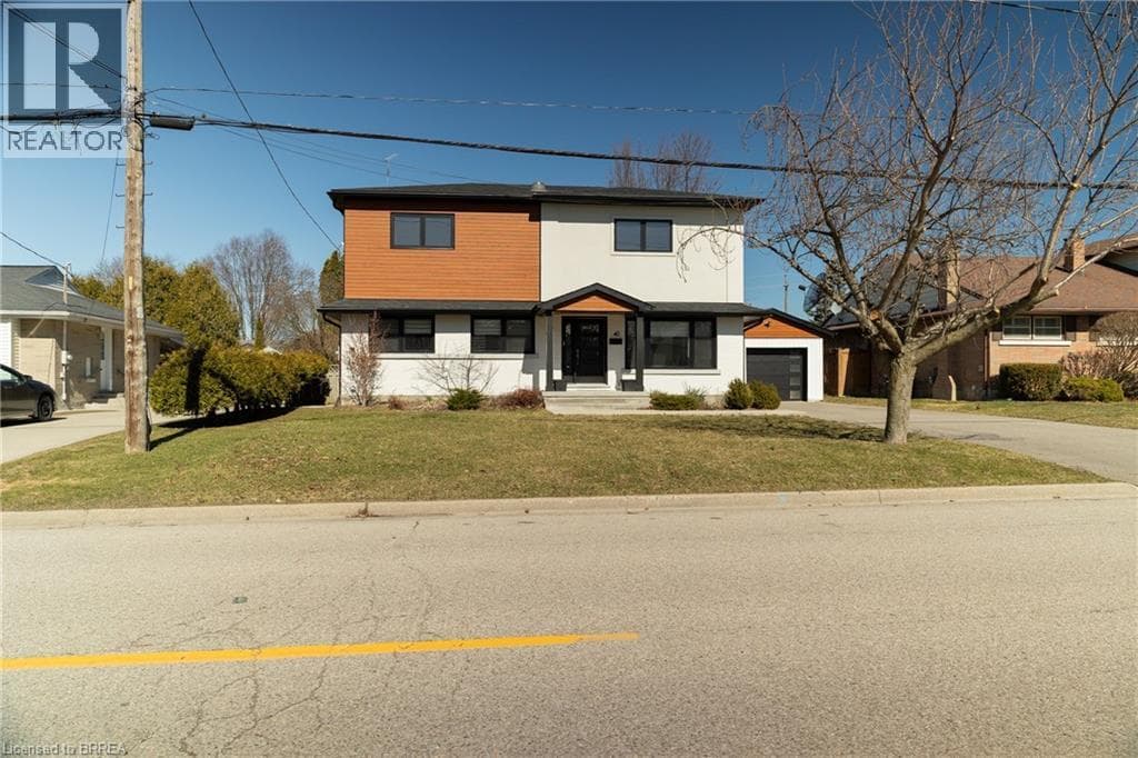 40 VARADI Avenue photo 2