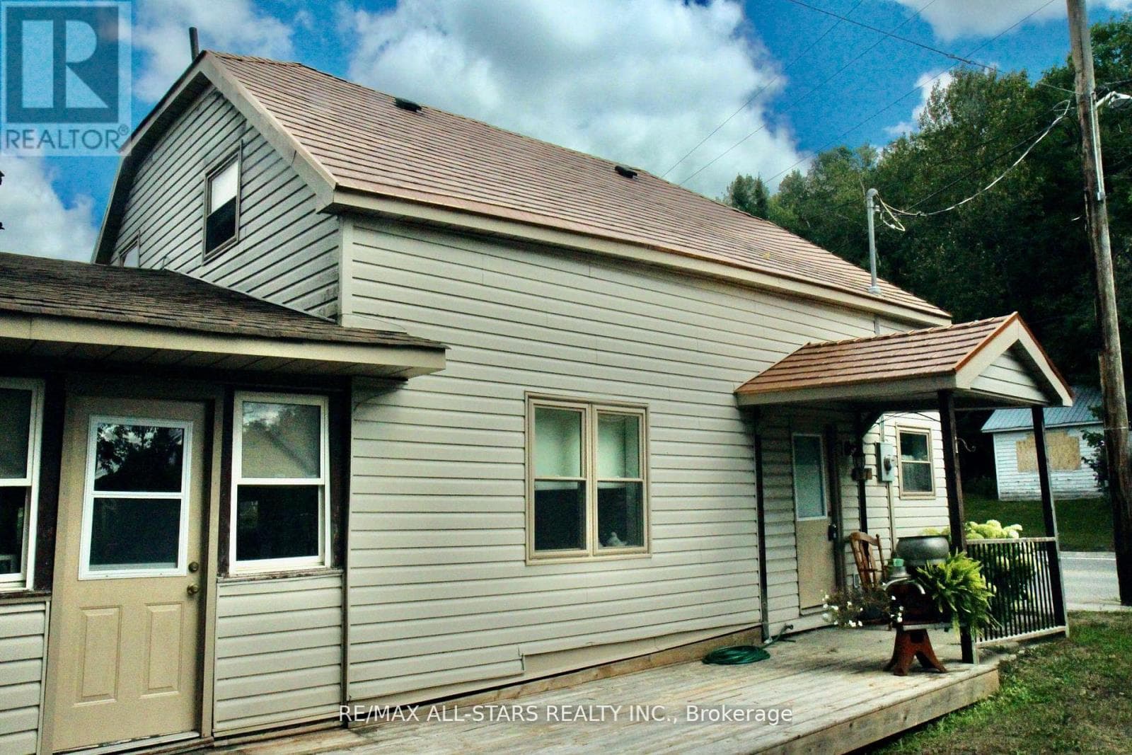 77 BOBCAYGEON ROAD photo 2