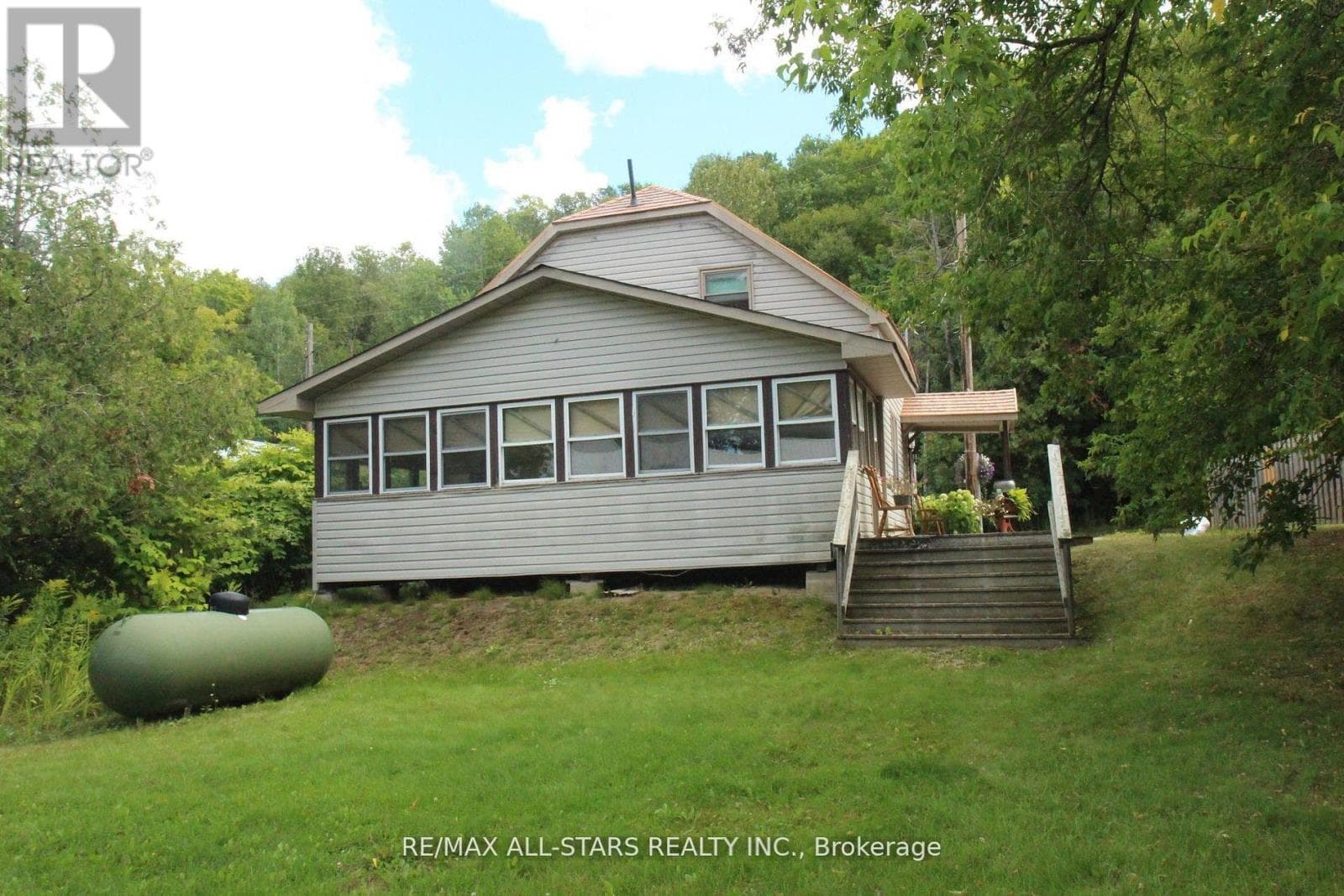 77 BOBCAYGEON ROAD photo 4