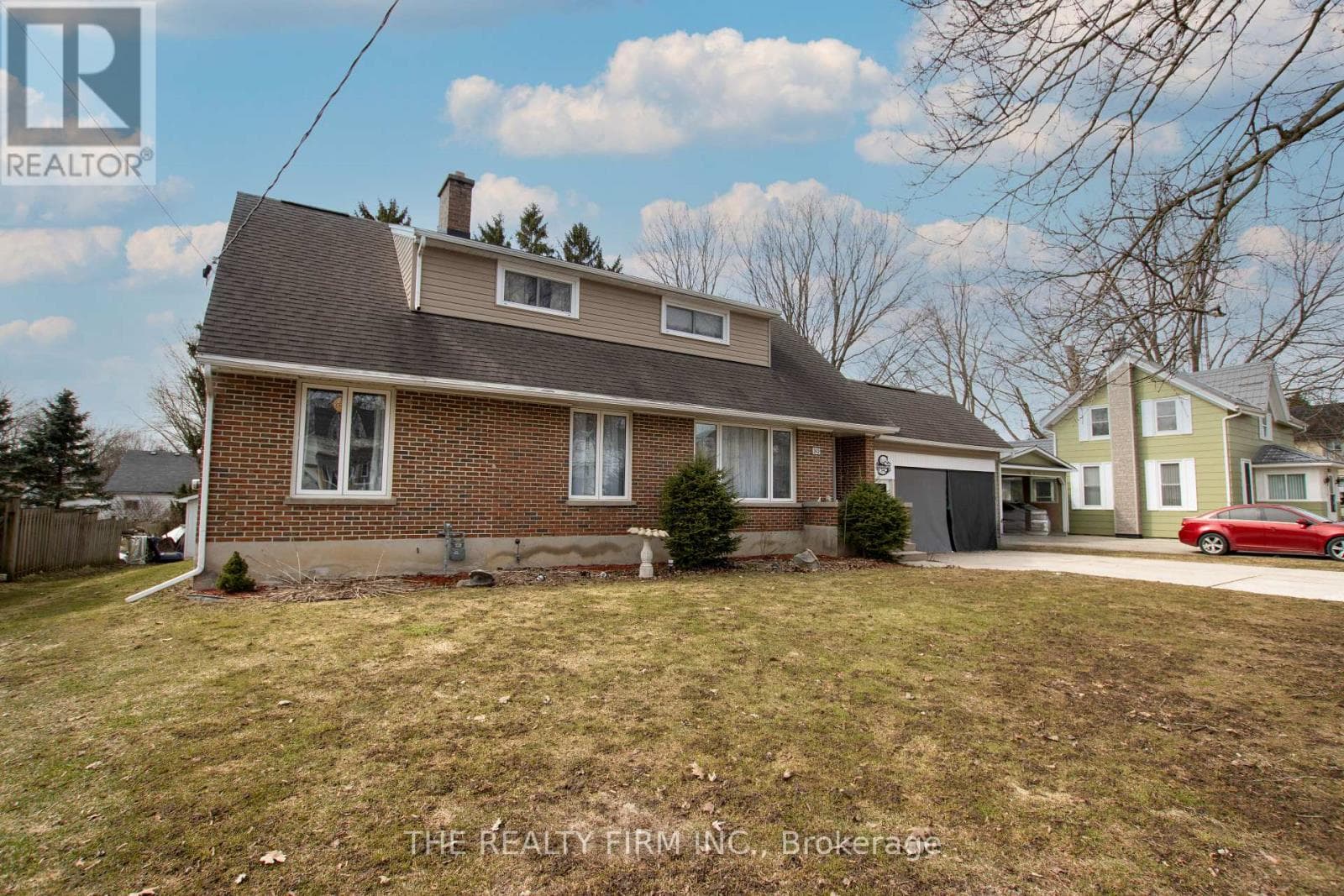 80 PRINCESS STREET W photo 2