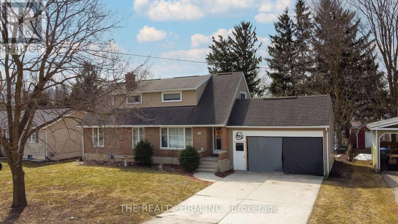 80 PRINCESS STREET W photo 3