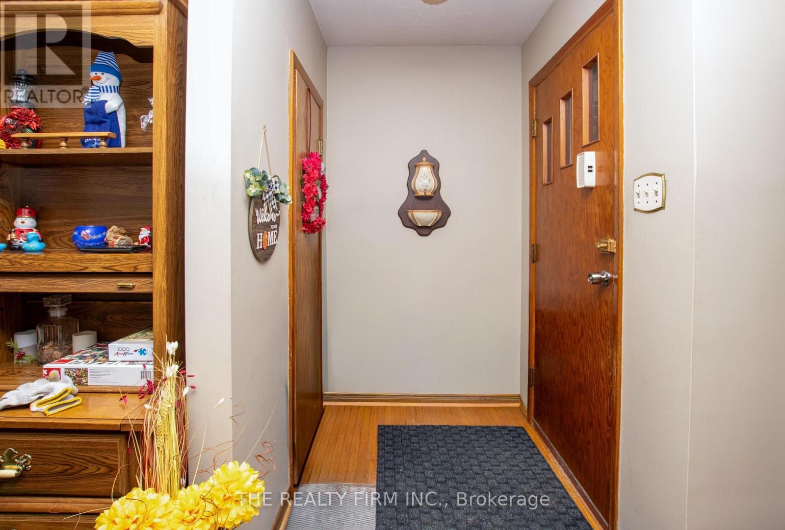 80 PRINCESS STREET W photo 5