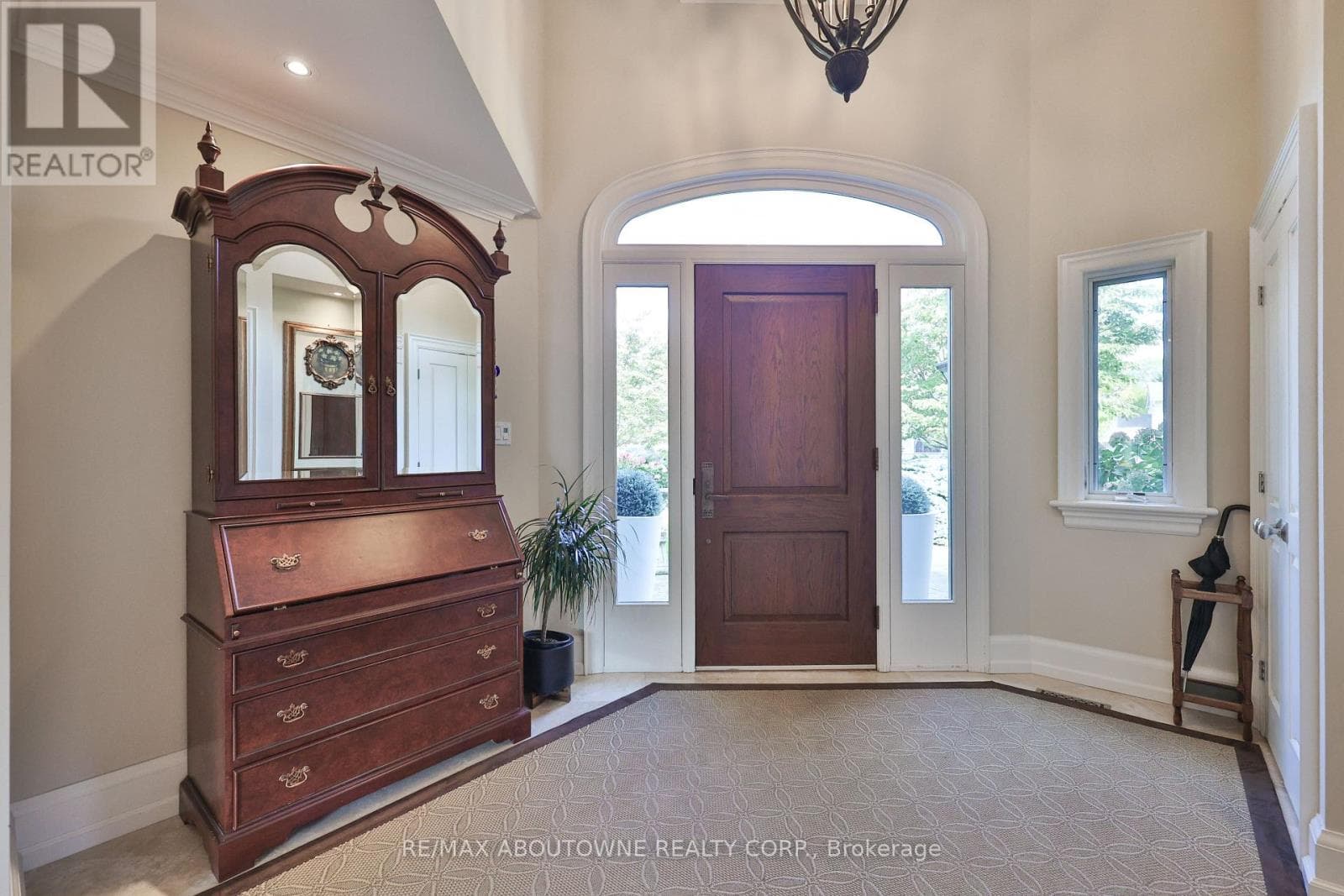 342 POMONA AVENUE photo 4