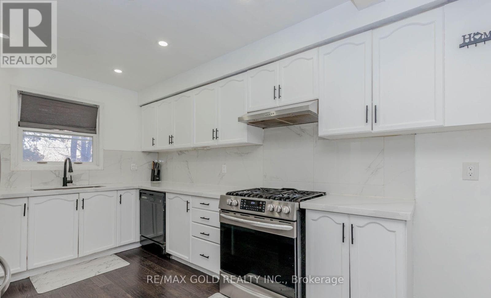 55 DESERT SAND DRIVE photo 5