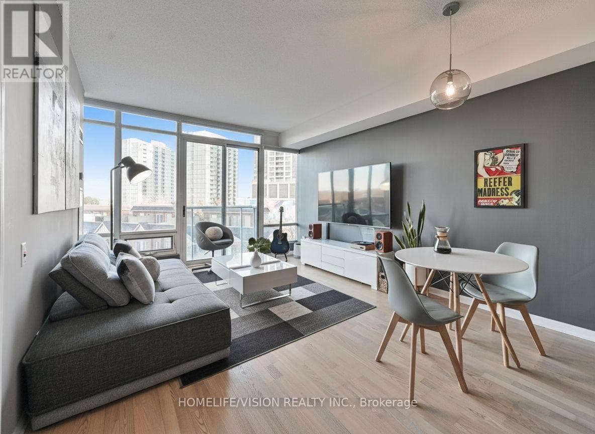 2 bed 2 bath single family at 508 - 15 WINDERMERE AVENUE — $599,000