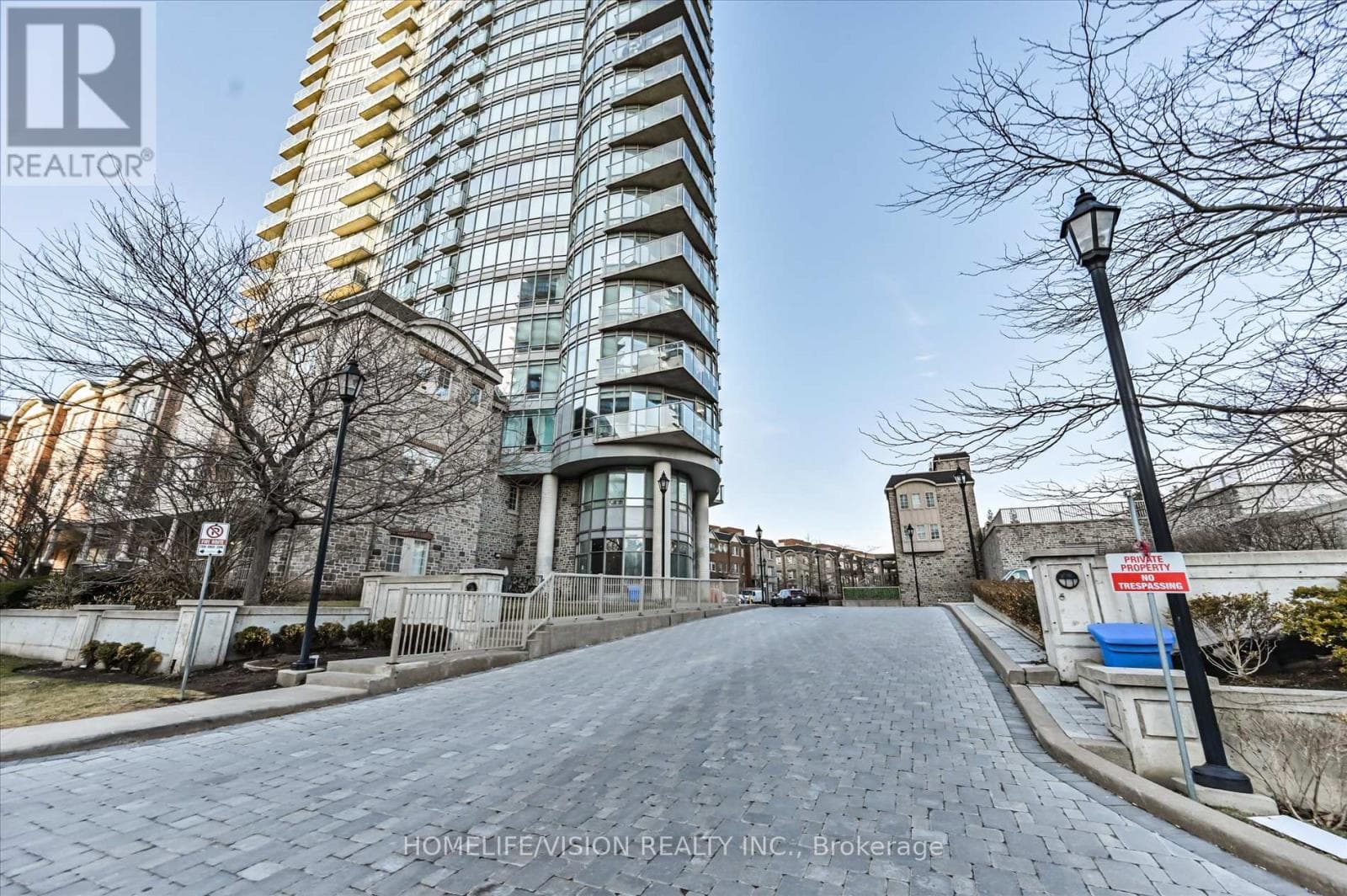 508 - 15 WINDERMERE AVENUE photo 3