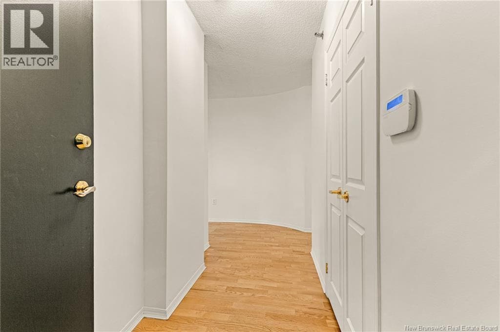 191 Queen Street Unit# 107 photo 2