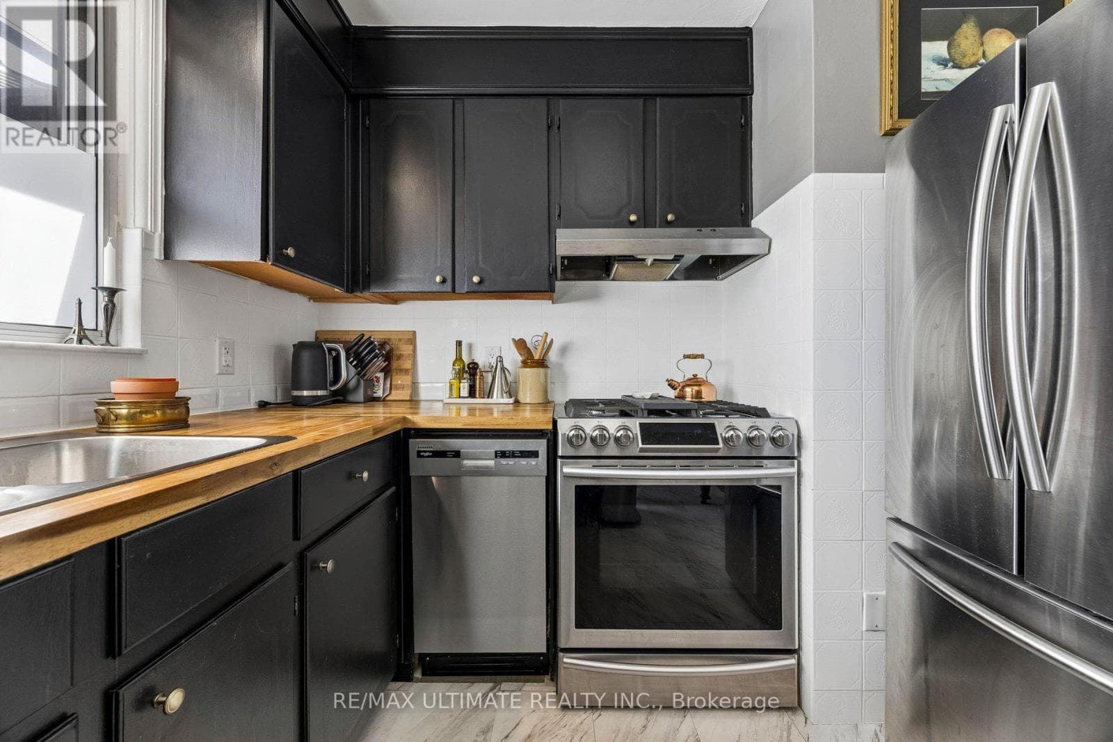 64 HART AVENUE photo 4