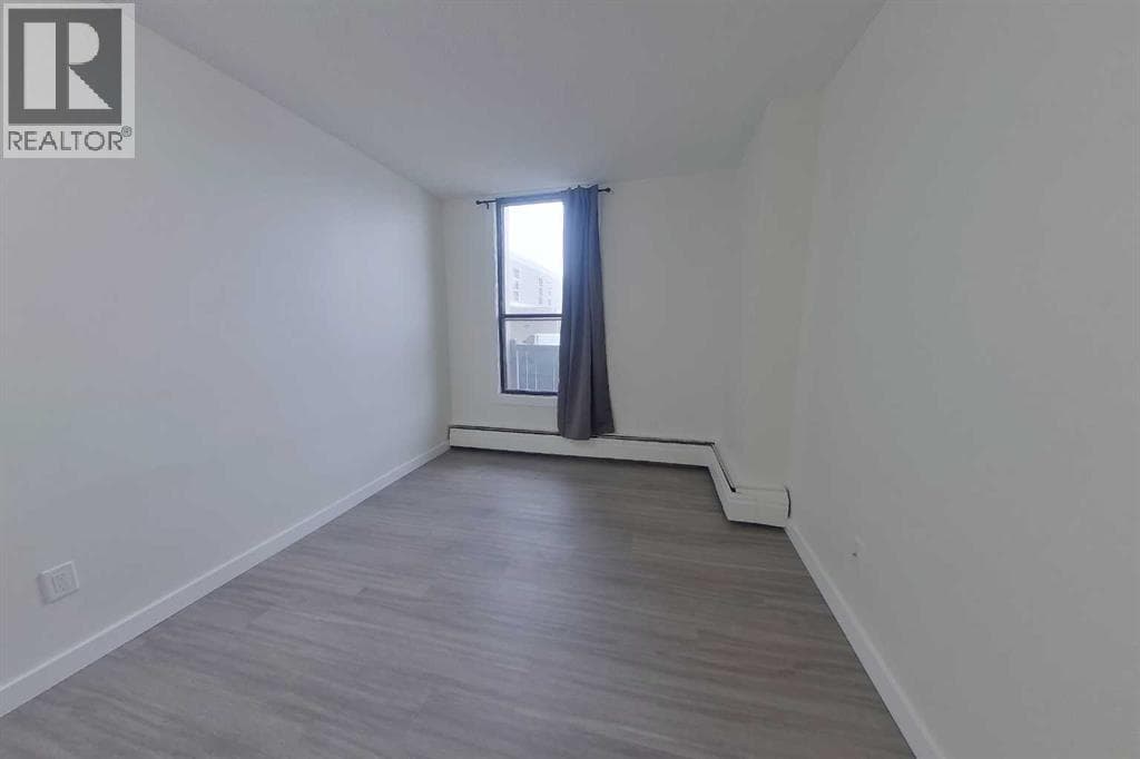 104, 13221 Macdonald Drive — photo 4