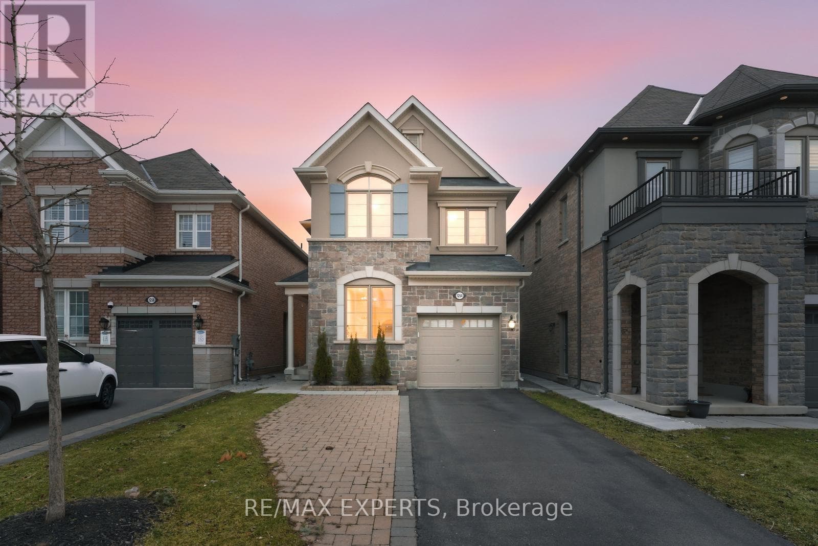 3 bed 3 bath single family at 1254 SWEETFERN CRESCENT — $1,149,999