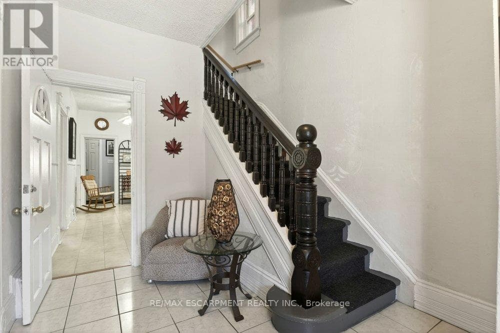 49 CHEEVER STREET photo 5