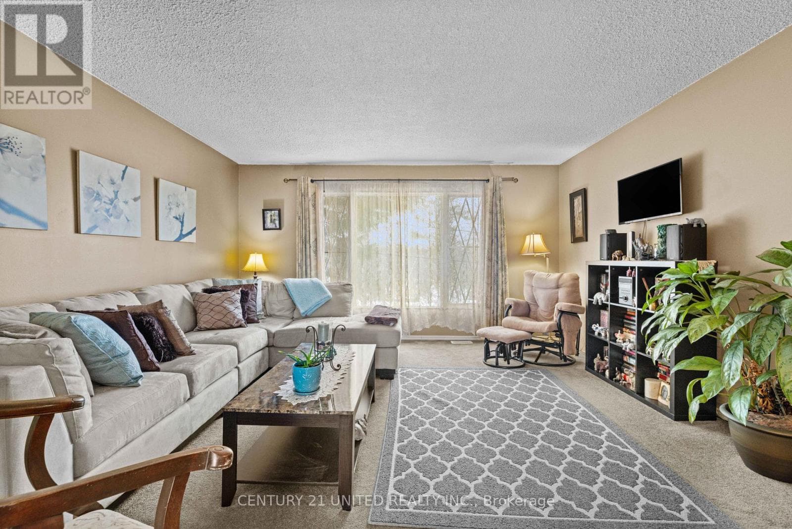 70 MCFADDEN ROAD photo 2