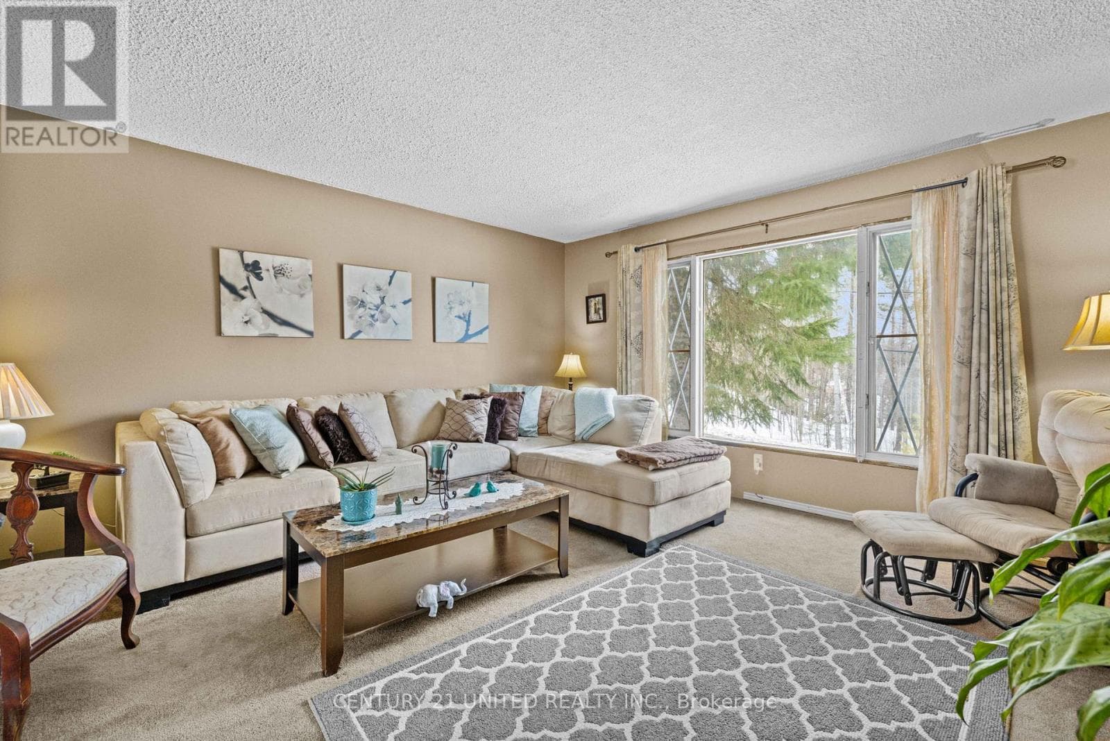 70 MCFADDEN ROAD photo 3