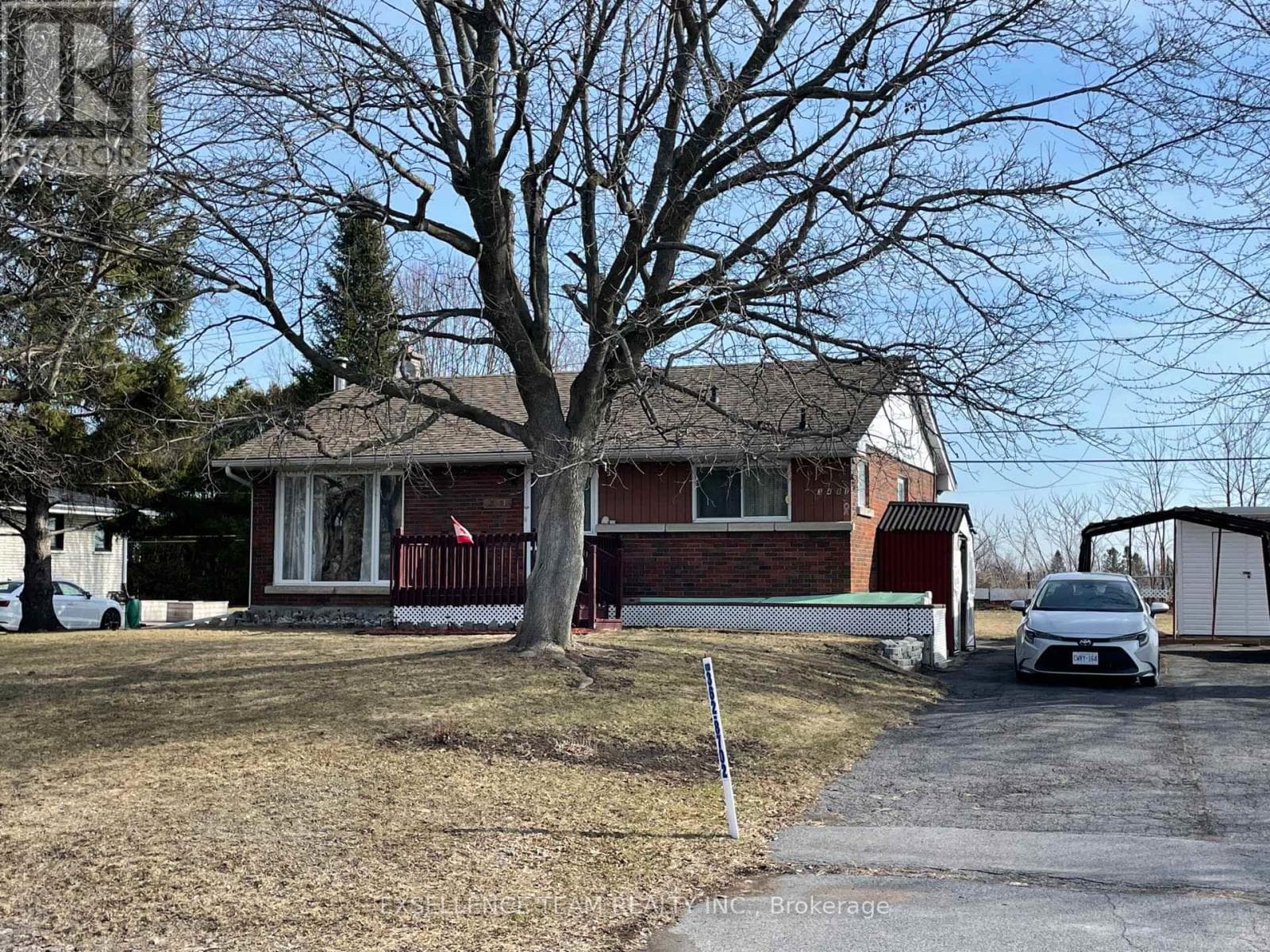 3481 MARYDALE AVENUE photo 2