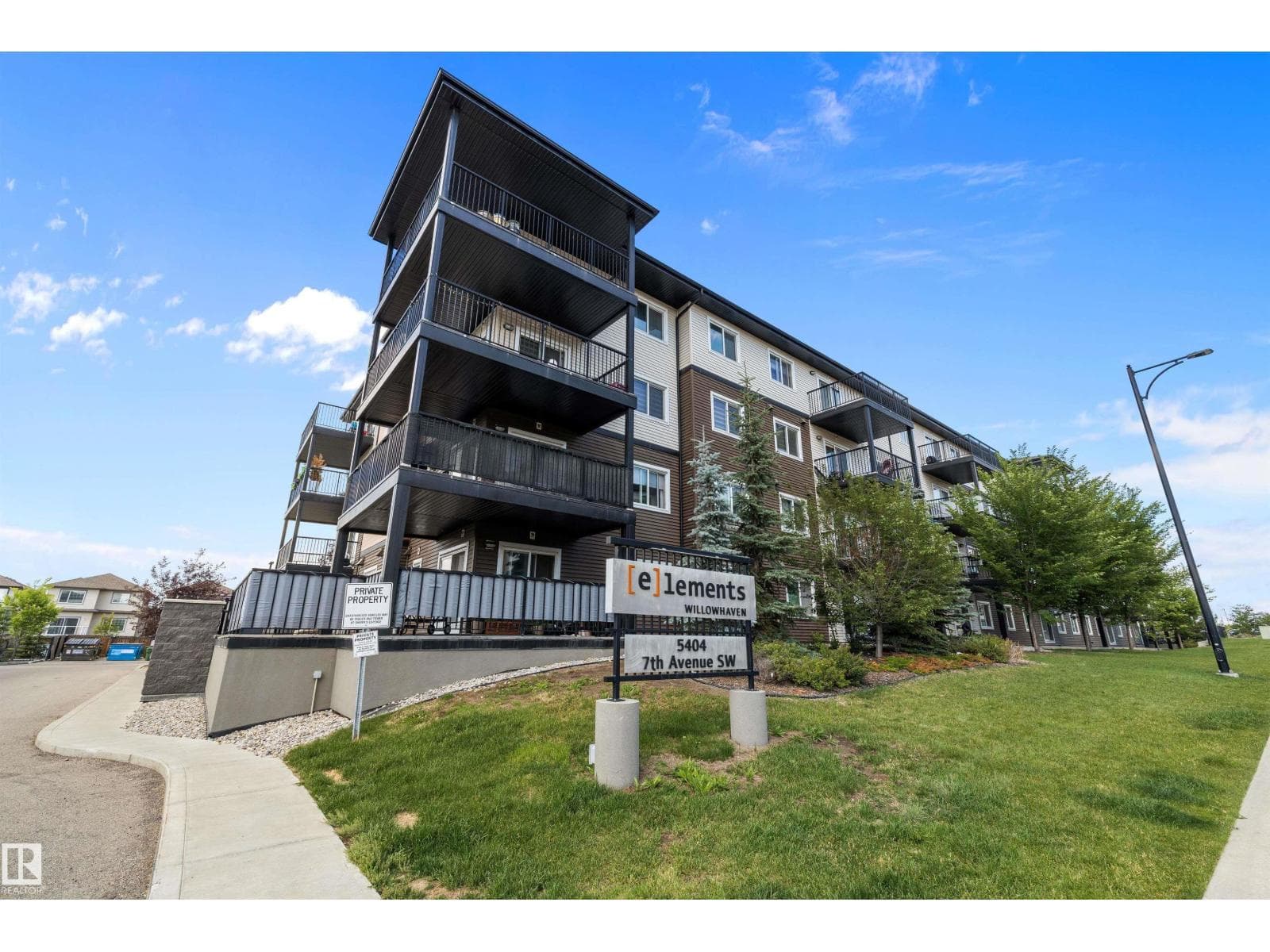 #414 5404 7 Ave SW