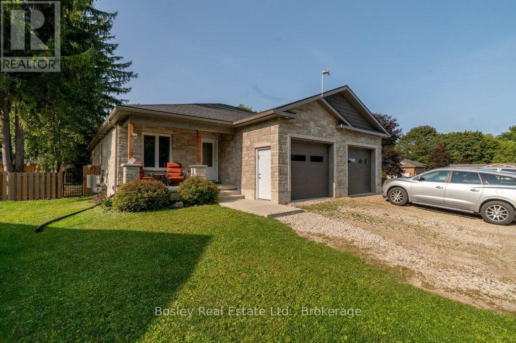 420 VICTORIA STREET photo 4