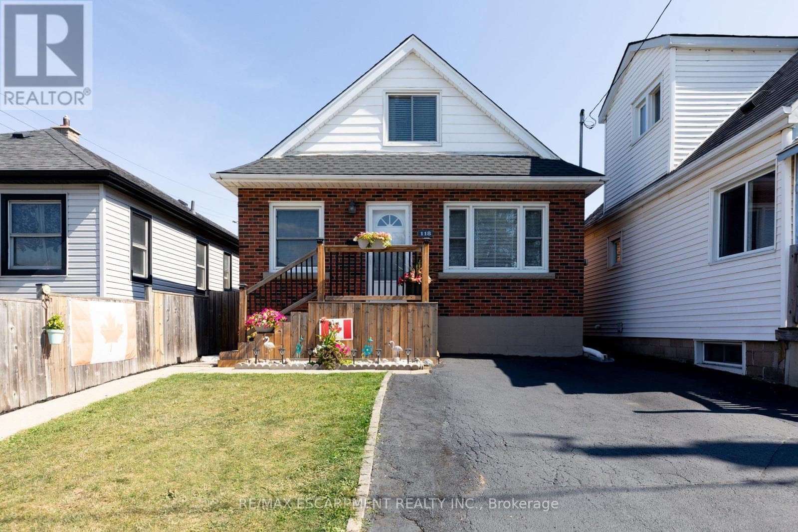 3 bed 2 bath single family at 118 JULIAN AVENUE — $575,000