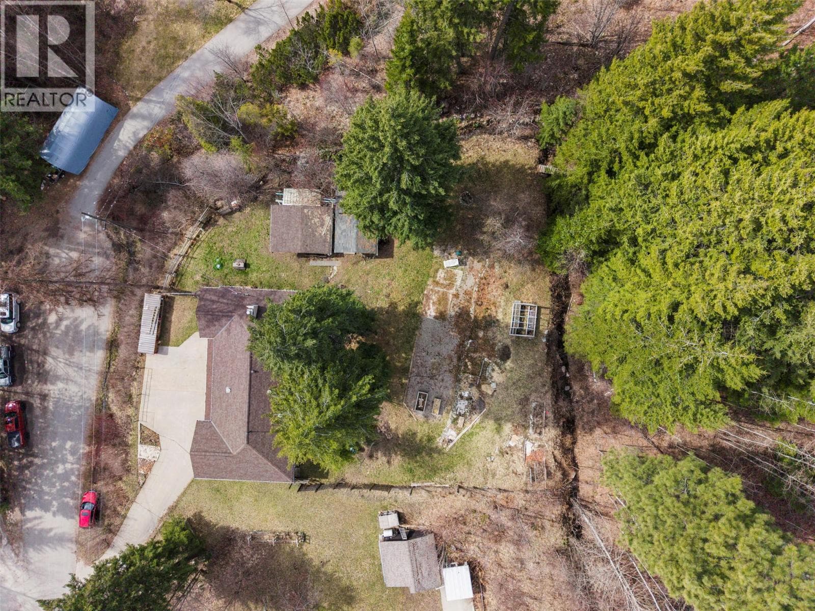 3811 Aaron Road photo 2