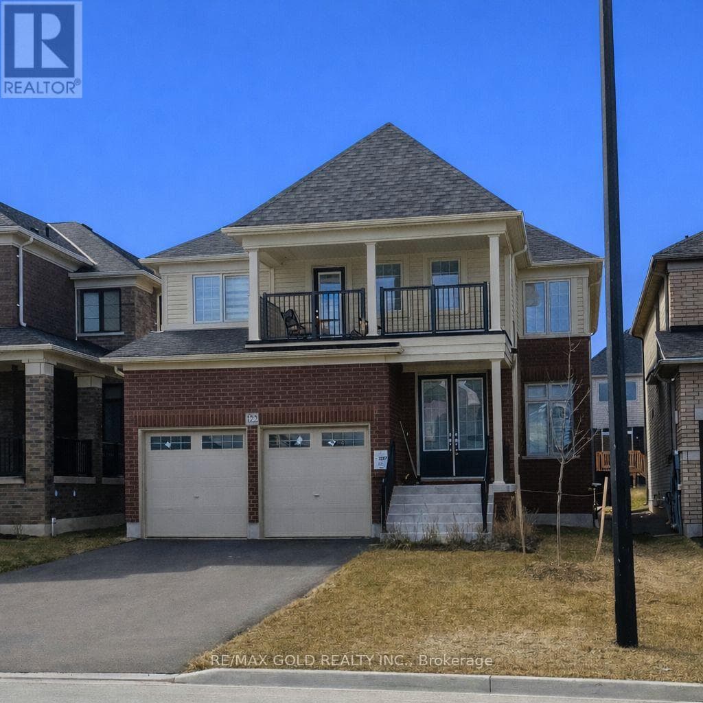 122 BLUEBIRD BOULEVARD photo 2