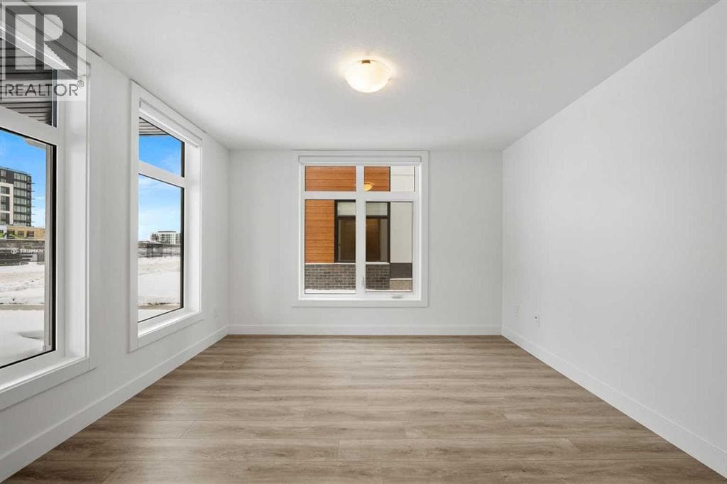 8323 8 Avenue SW — photo 4
