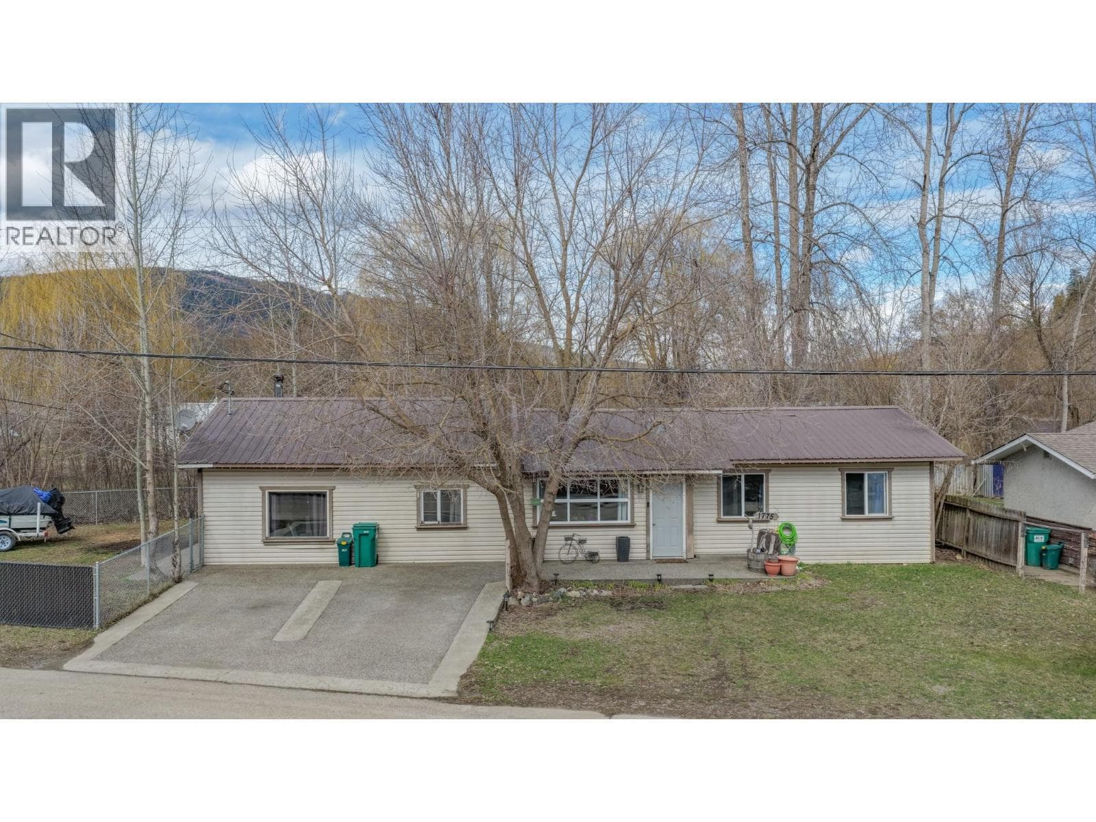 4 bed 2 bath single family at 1775 Maple Street — $549,000