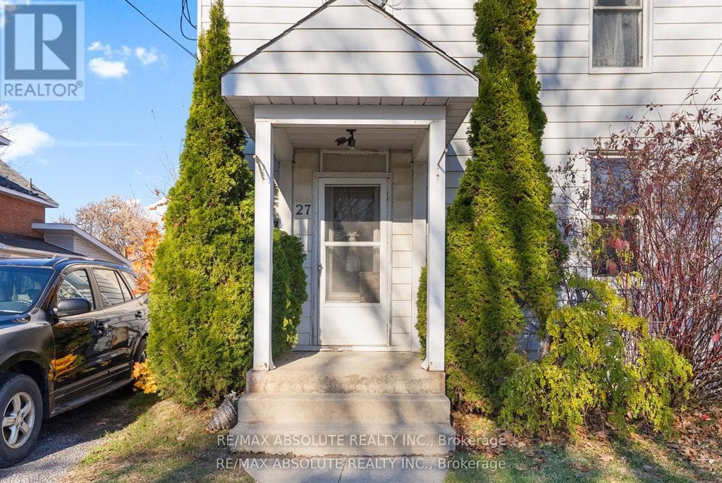 27 MACDONALD STREET S photo 2