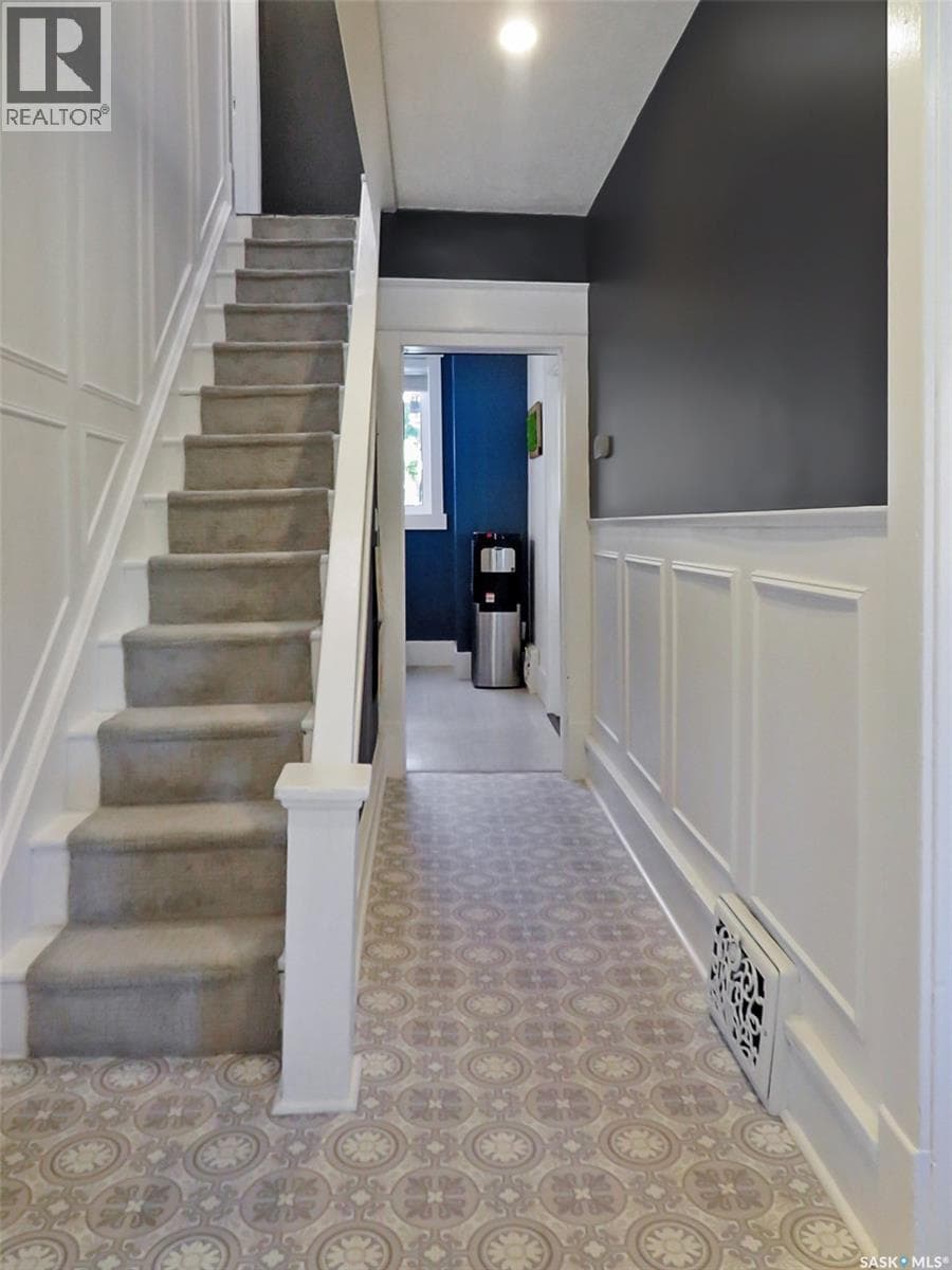 376 5th AVENUE NW — photo 3