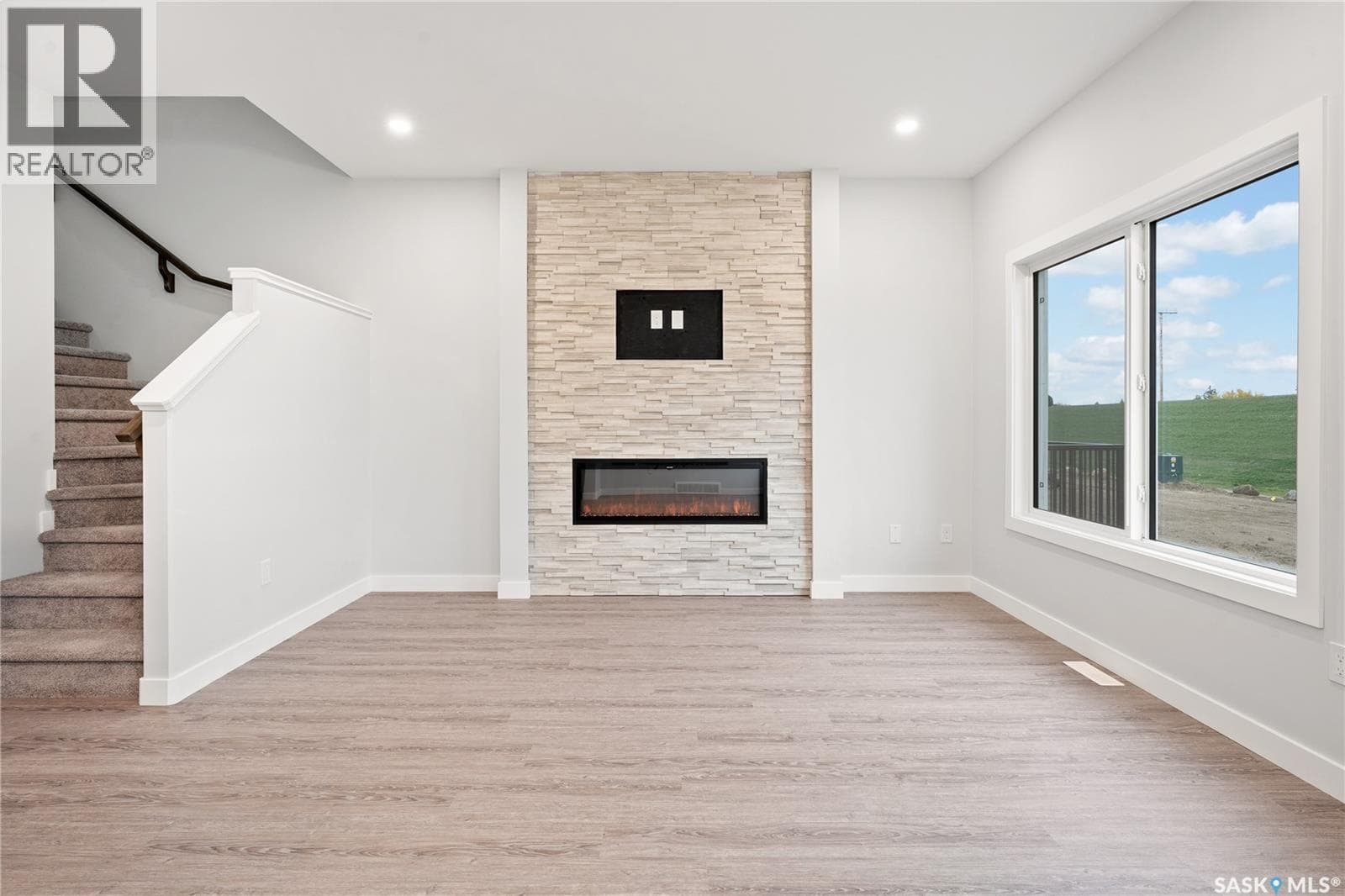 5513 Kennett SQUARE photo 3