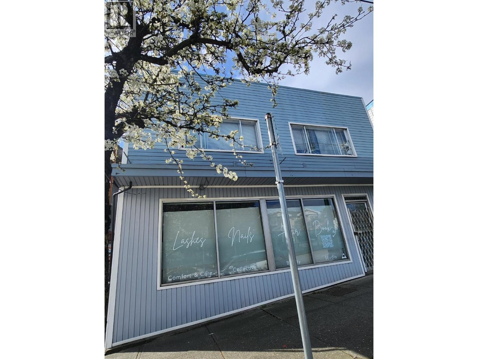 8123 MAIN STREET photo 2