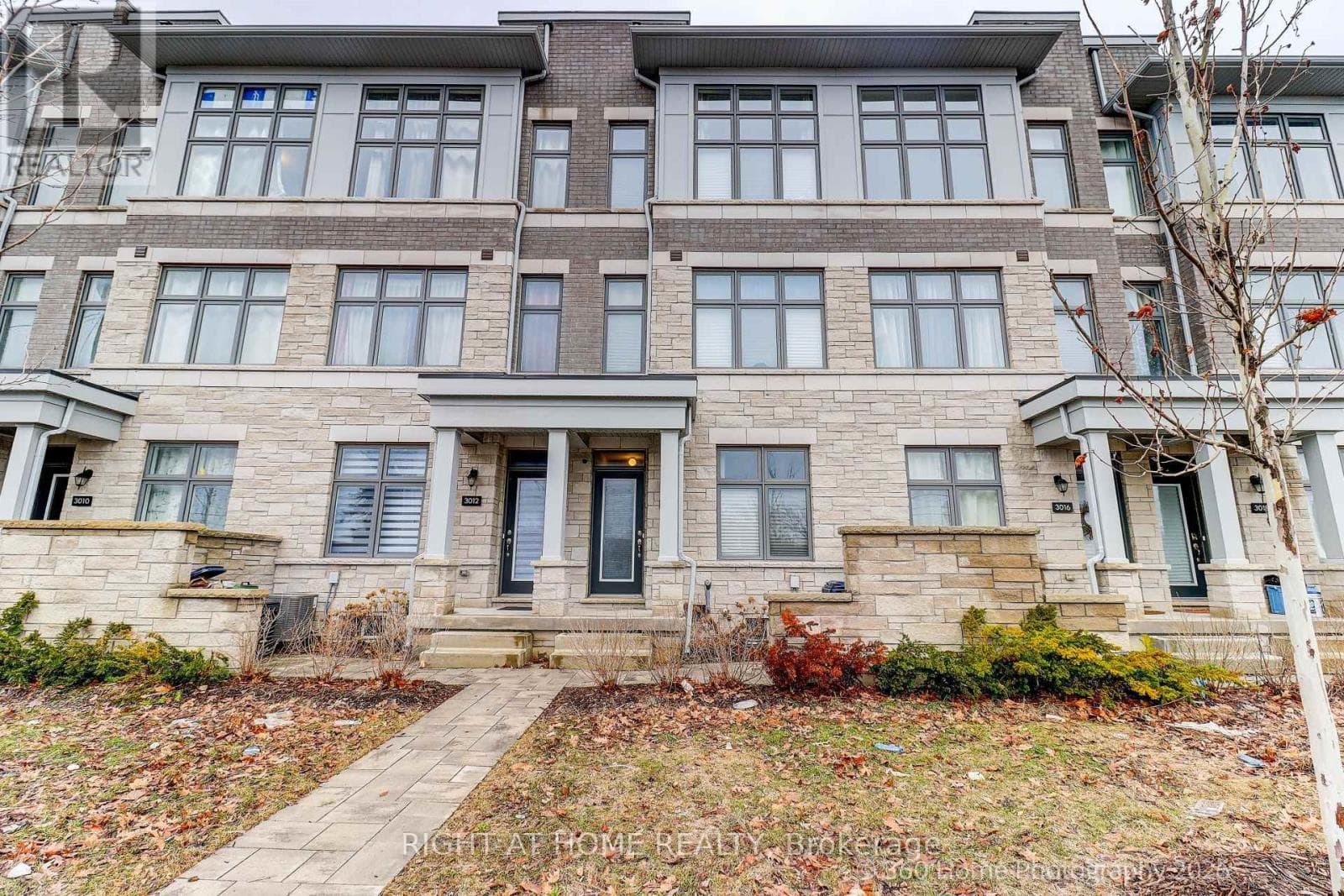 3014 ISLINGTON AVENUE W photo 3