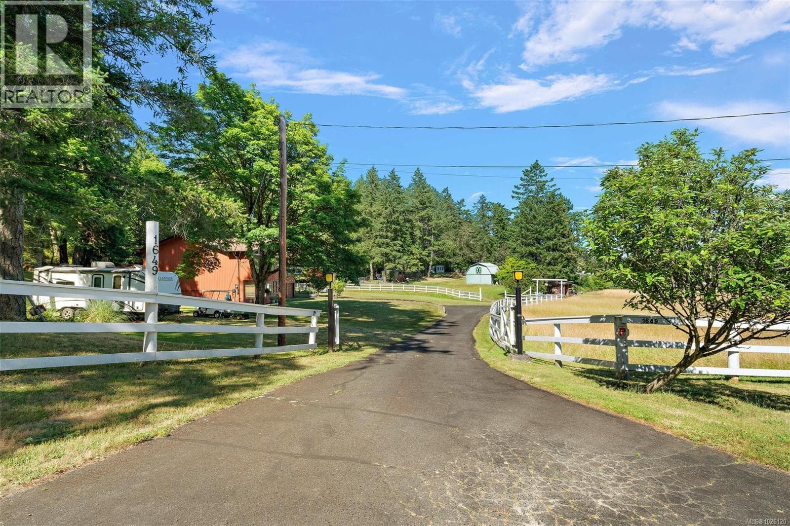 1649 Charlton Rd photo 3