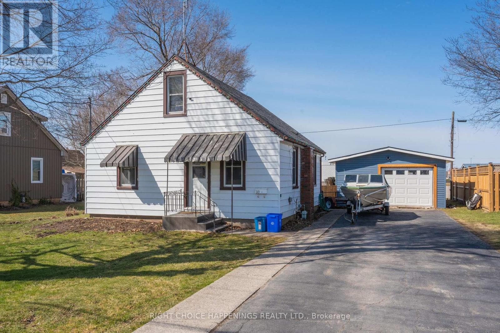 2 bed 1 bath single family at 149 OAKWOOD STREET — $350,000