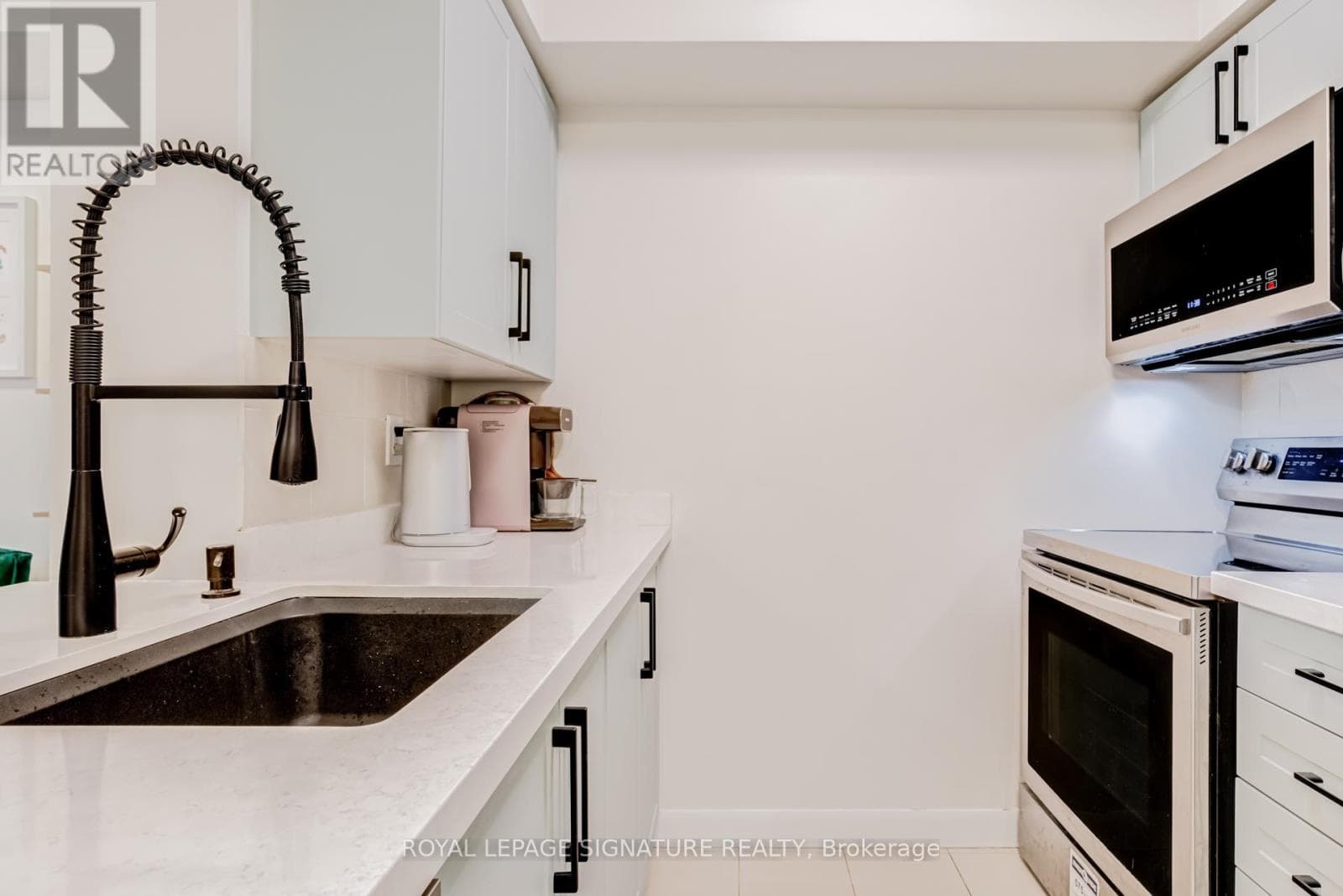 1011 - 4978 YONGE STREET photo 4