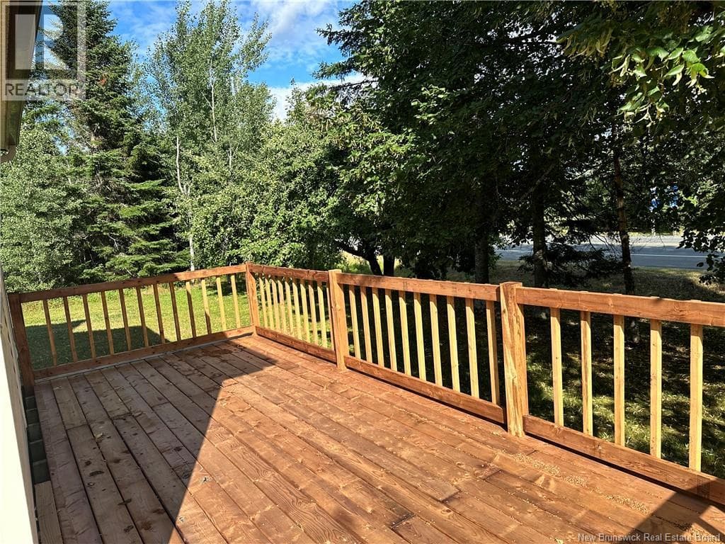 3107 King George HWY photo 5