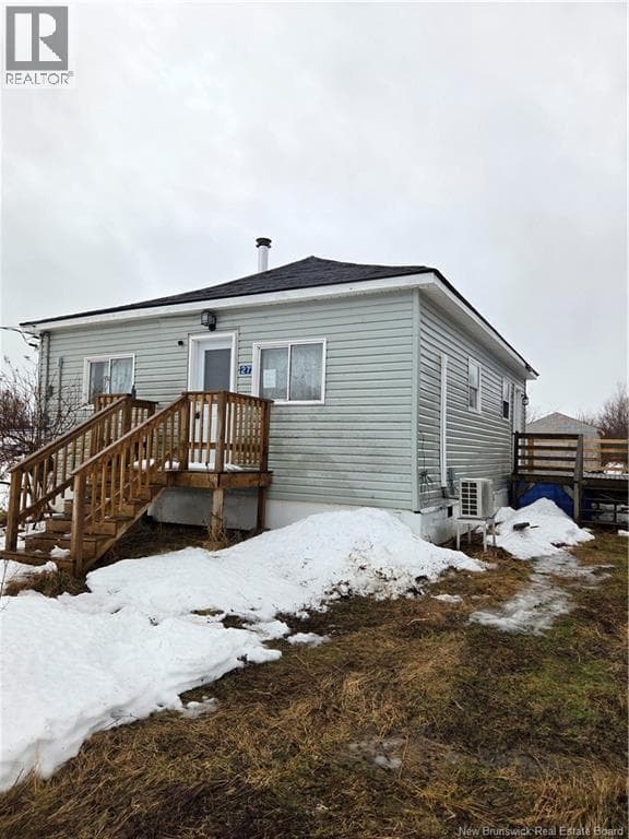 2 bed 1 bath single family at 27 Fort — $69,900