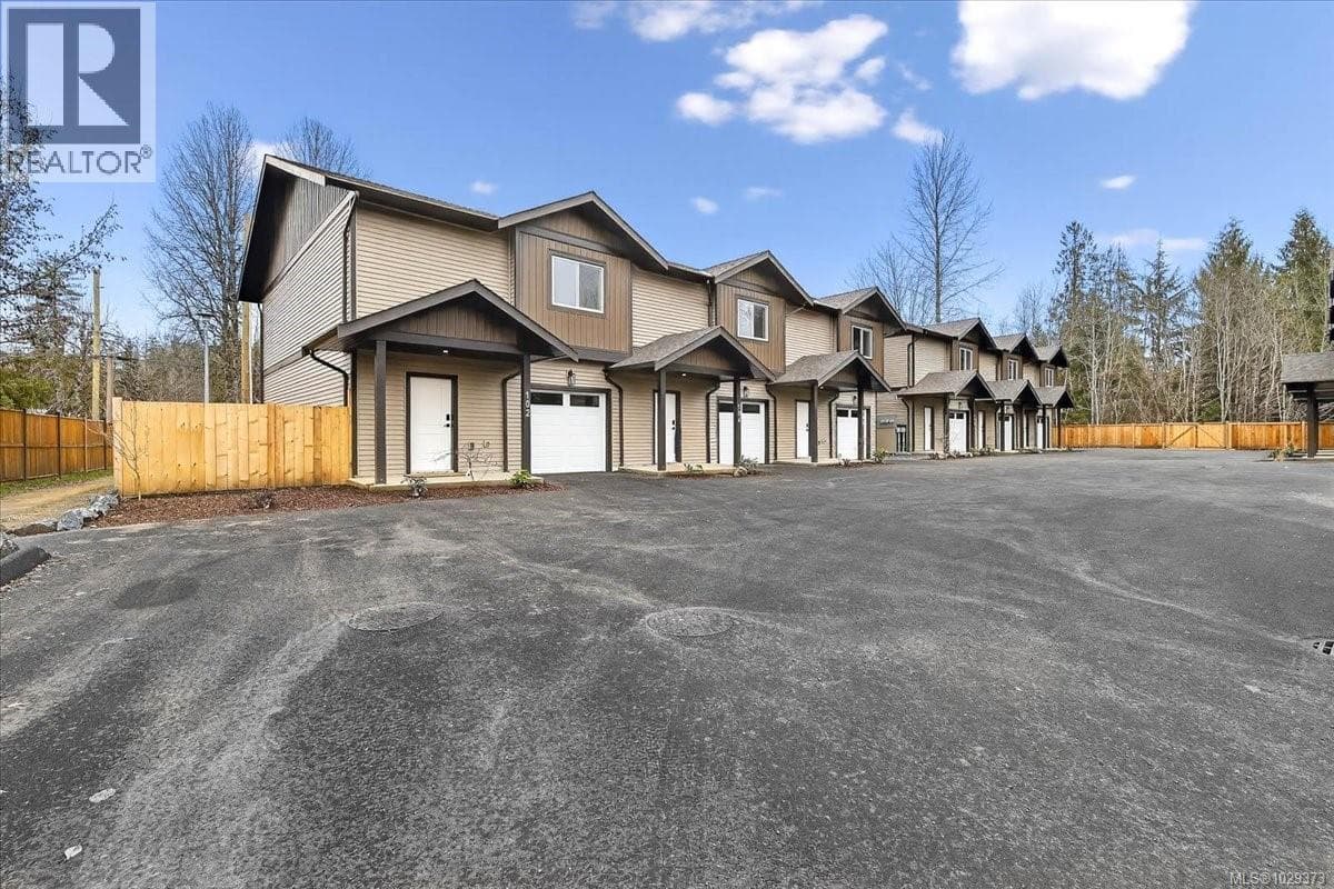 3 bed 3 bath single family at 106 5535 Woodland Cres E — $479,900