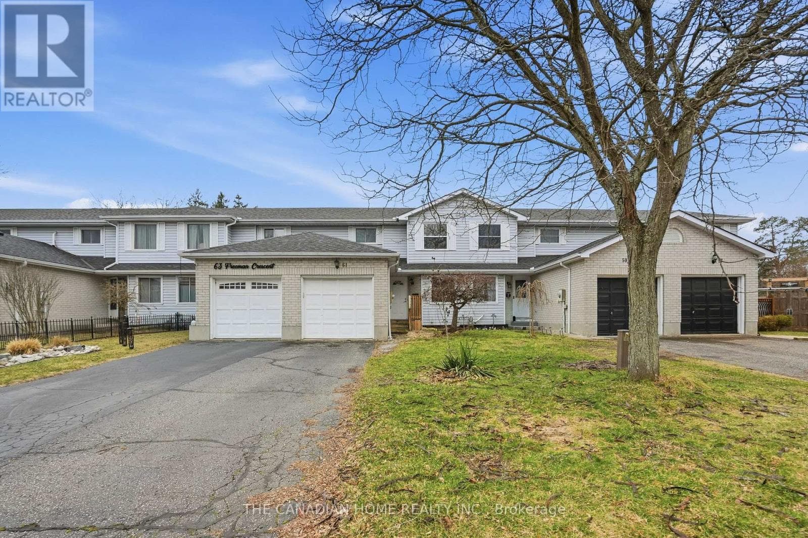 3 bed 2 bath single family at 61 FREEMAN CRESCENT — $479,000