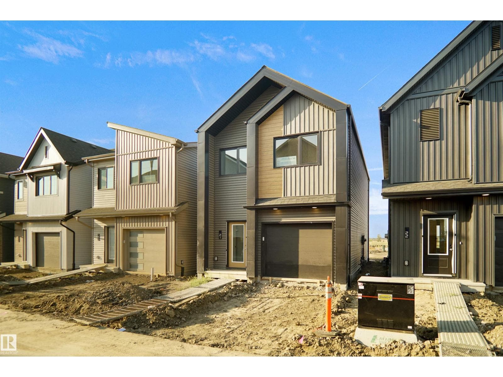 #21 1430 Aster WY NW — photo 3