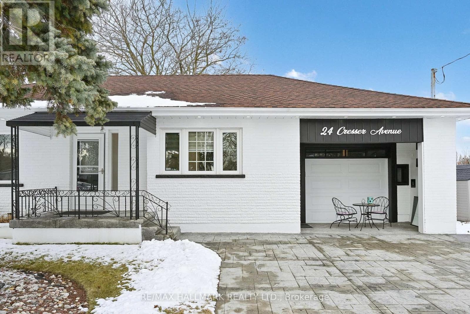 24 CRESSER AVENUE photo 5