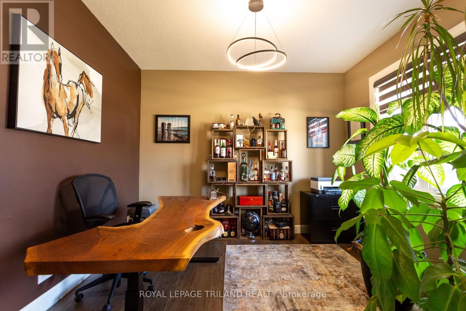 253 BOARDWALK WAY photo 5