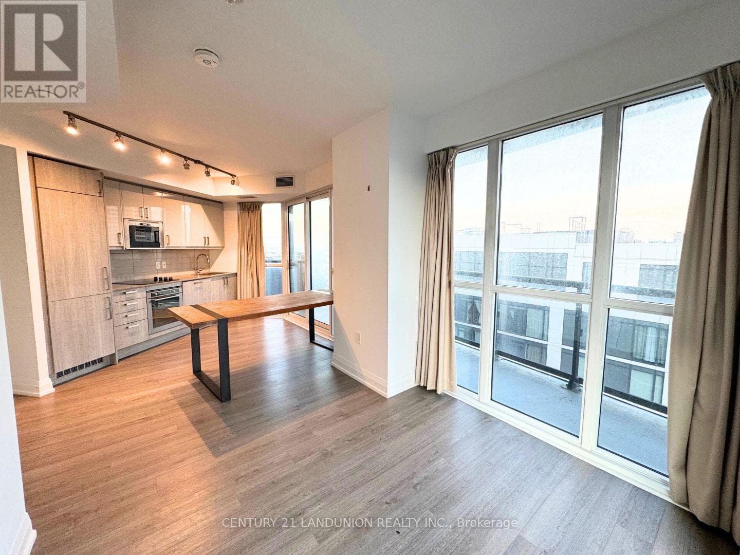 3 bed 2 bath single family at 3504 - 77 MUTUAL STREET — $939,000