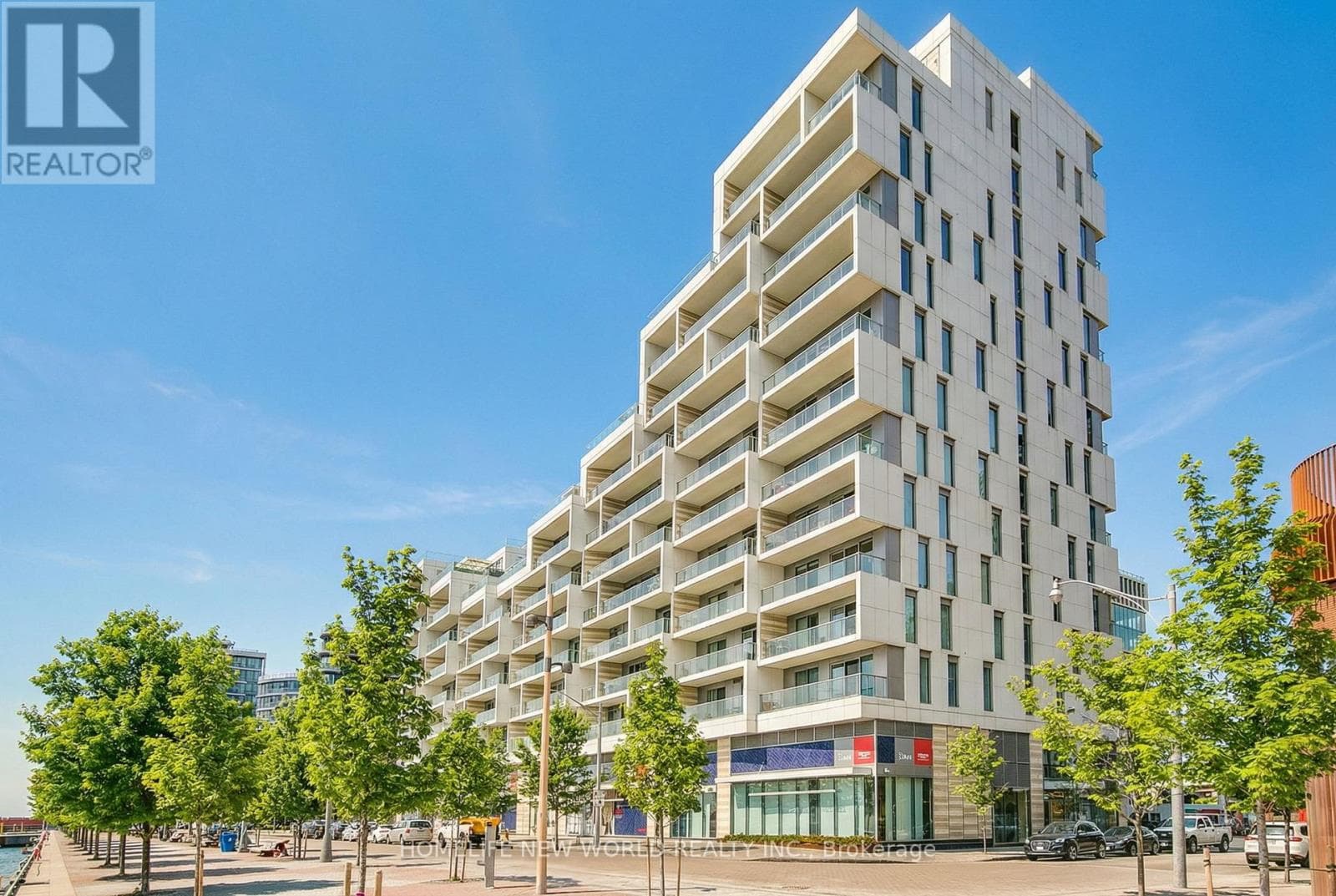 2 bed 3 bath single family at 103 - 118 MERCHANTS' WHARF — $1,899,000